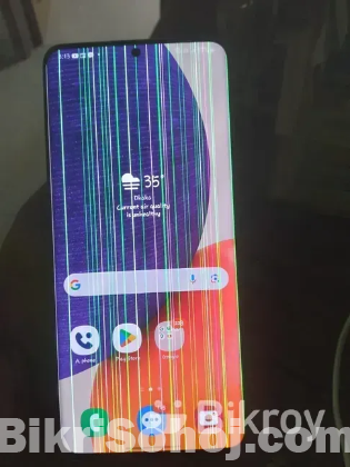 Samsung A82